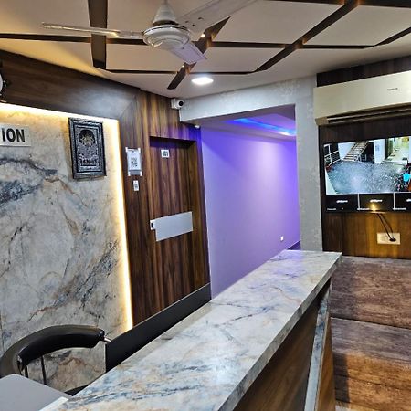 Hotel Ozone,Ahmedabad Exterior photo