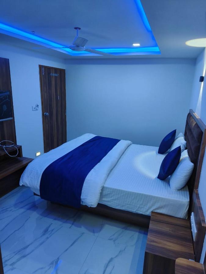 Hotel Ozone,Ahmedabad Exterior photo